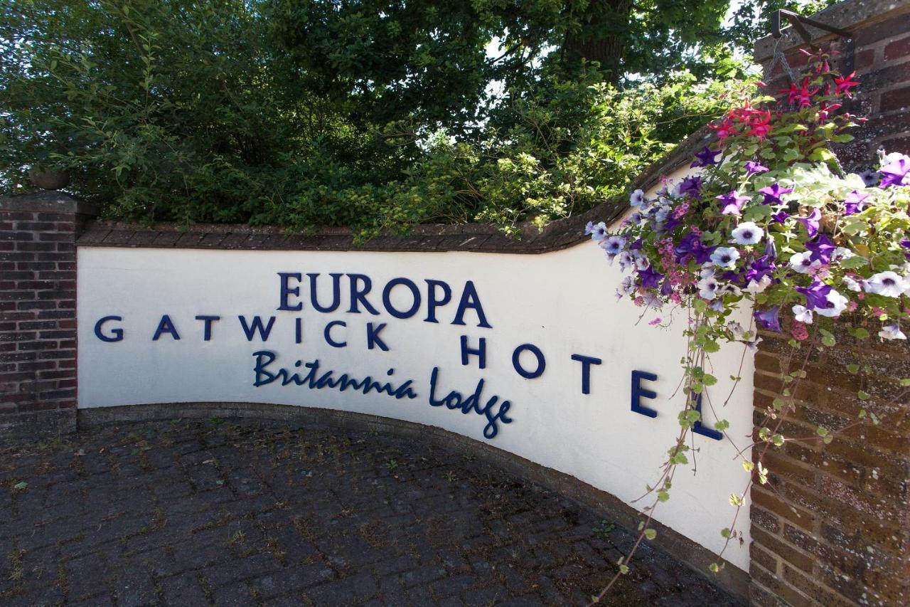 فندق كروليفي  فندق وسبا Europa Gatwick المظهر الخارجي الصورة